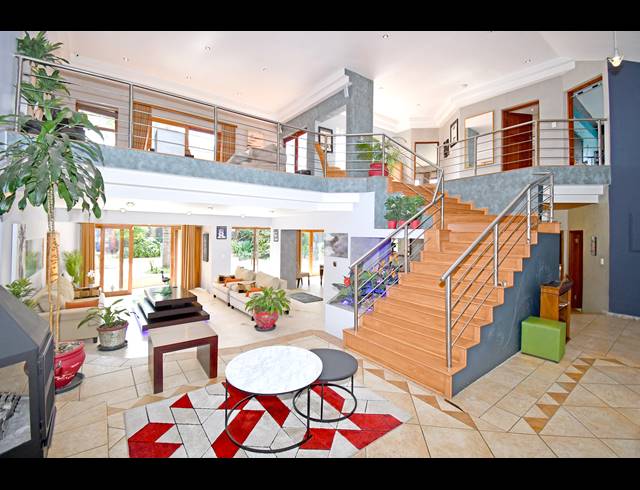 4 BEDROOM HOUSE FOR SALE IN CRAIGHALL PARK